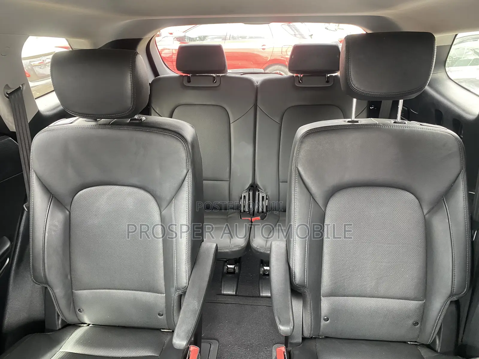 Hyundai Santa Fe 2015 Black