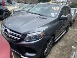 Mercedes-Benz GLE-Class GLE 400 4MATIC 2017 Gray