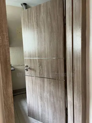3bdrm Block of Flats in Rivtaf Golf Estate, Port-Harcourt for sale