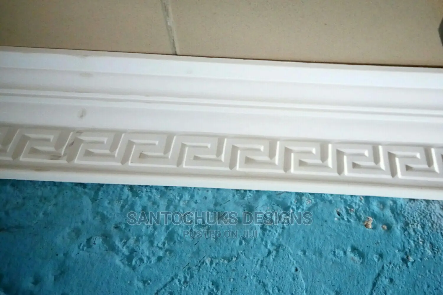 Pop Plastic Cornice,