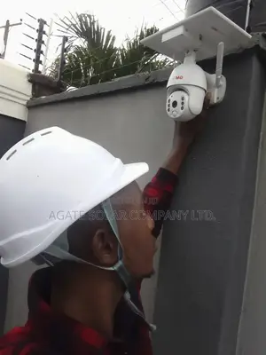 CCTV Installer Solar PTZ Camera 360°