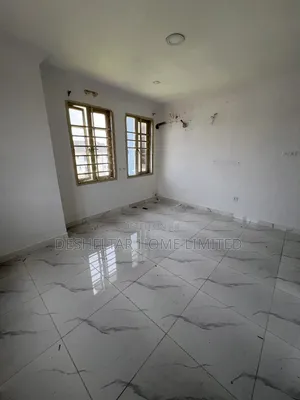 3bdrm Shared Apartment in Southern View Estate, Chevron for rent