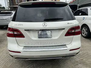Mercedes-Benz M Class ML 350 4Matic 2012 White