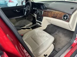 Mercedes-Benz GLK-Class 350 4MATIC 2014 Red