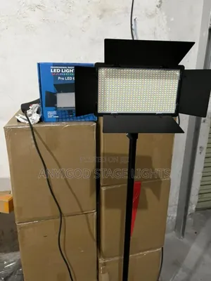 Pro Led 600 Studio Photoshoot Stage Light