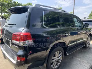 Lexus LX 570 AWD 2015 Black