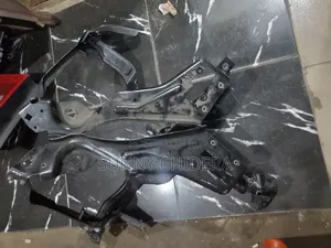 C300 208/10/13 Head Lights Hanger Set