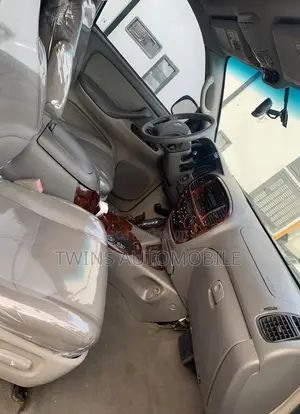Toyota Sequoia 2006 Gray