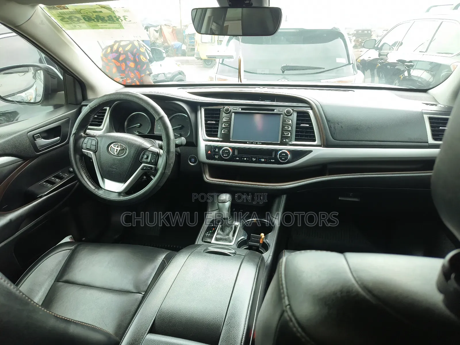 Toyota Highlander XLE 4x4 V6 (3.5L 6cyl 8A) 2018 Blue