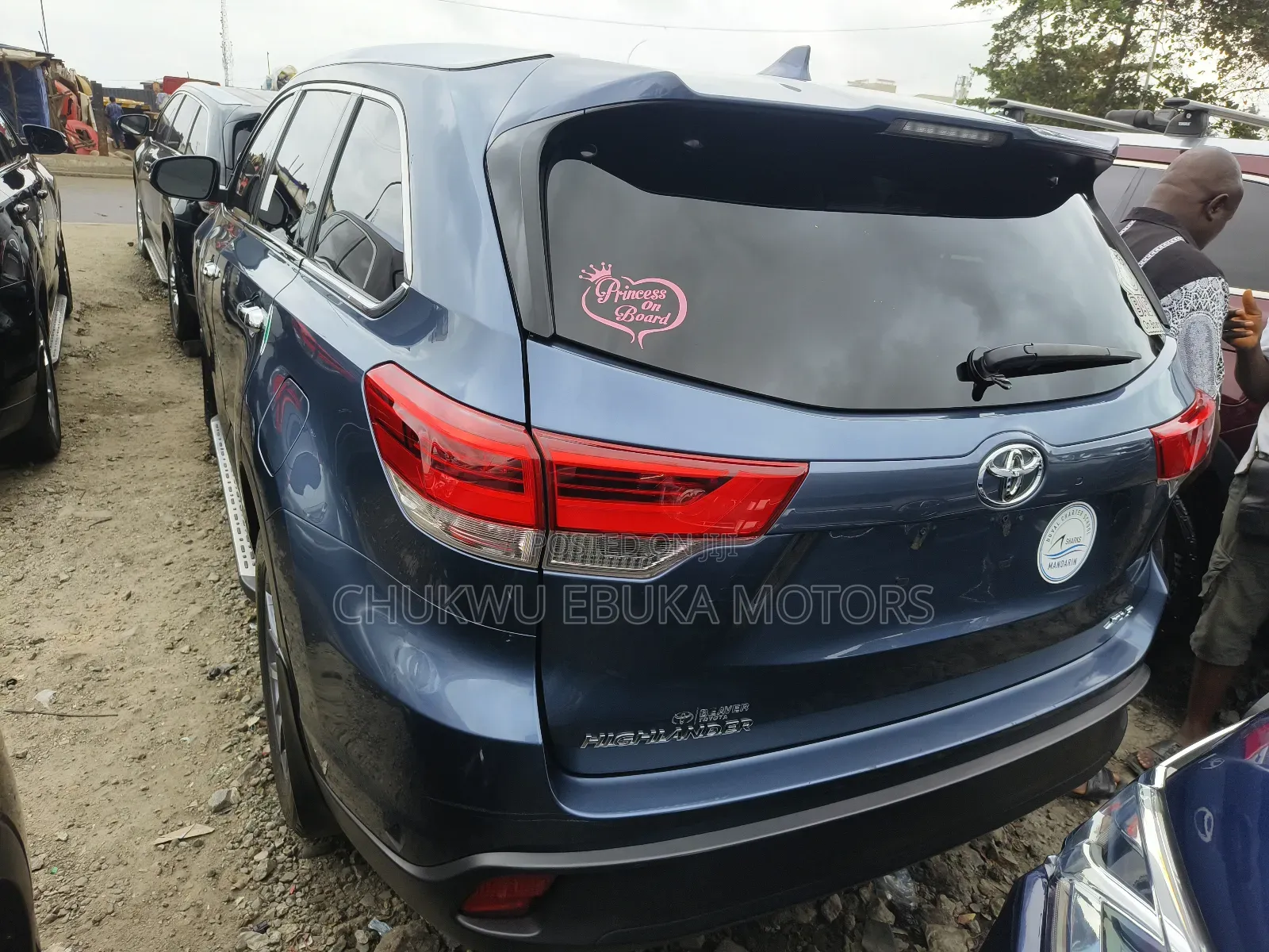 Toyota Highlander XLE 4x4 V6 (3.5L 6cyl 8A) 2018 Blue