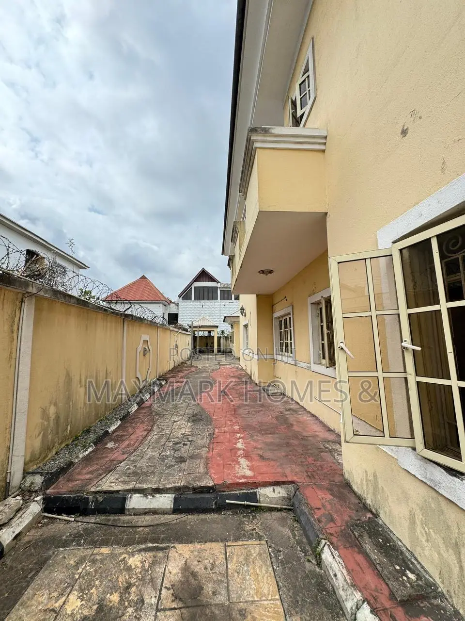 7bdrm Duplex in Ikoyi for rent