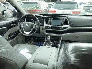 Toyota Highlander 2017 Black