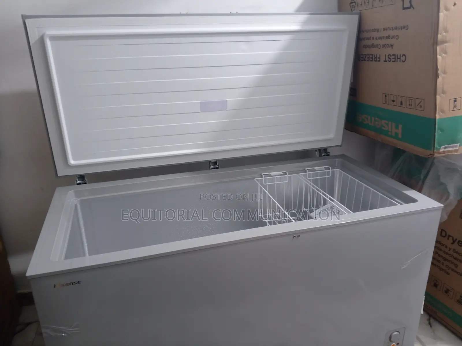 Active 420litres Hisense Chest Freezer 