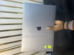 Laptop Apple MacBook Pro 2019 32GB Intel Core I9 SSD 512GB