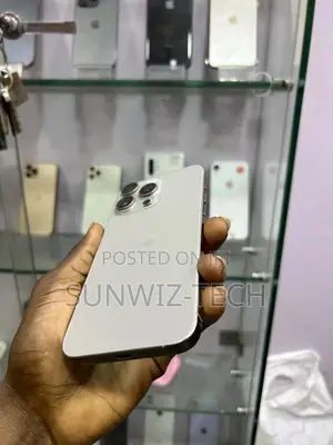 Apple iPhone 15 Pro Max 256 GB
