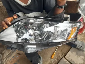 Headlamp for Lexus Rx350 2010