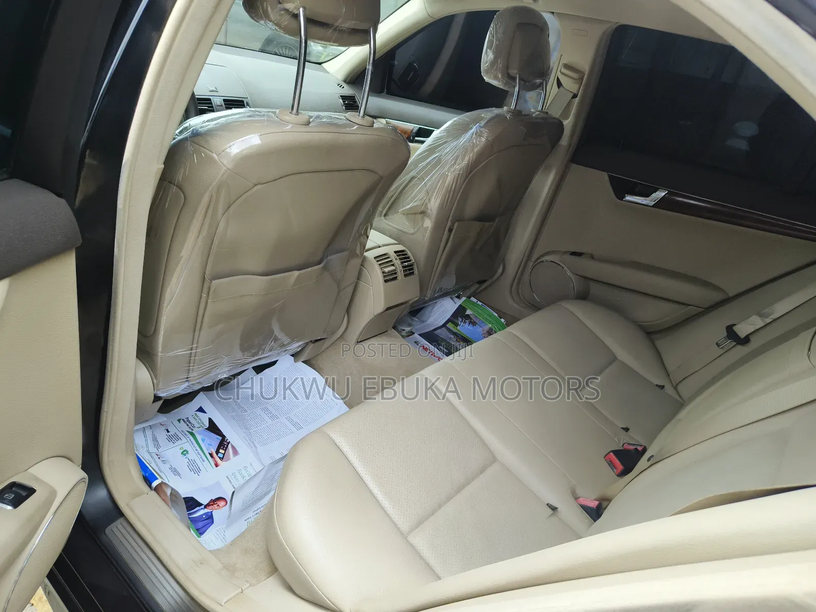 Mercedes-Benz C300 2010 Black