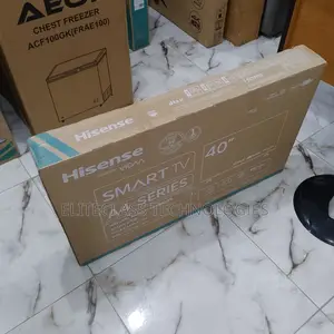 Standard 40'' Hisense Smart TV