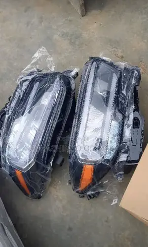 Headlamp Tacoma 2022