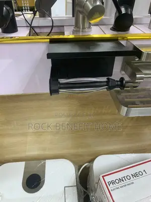 Black Tissue Holder