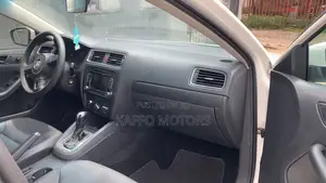 Volkswagen Jetta S 2011 White