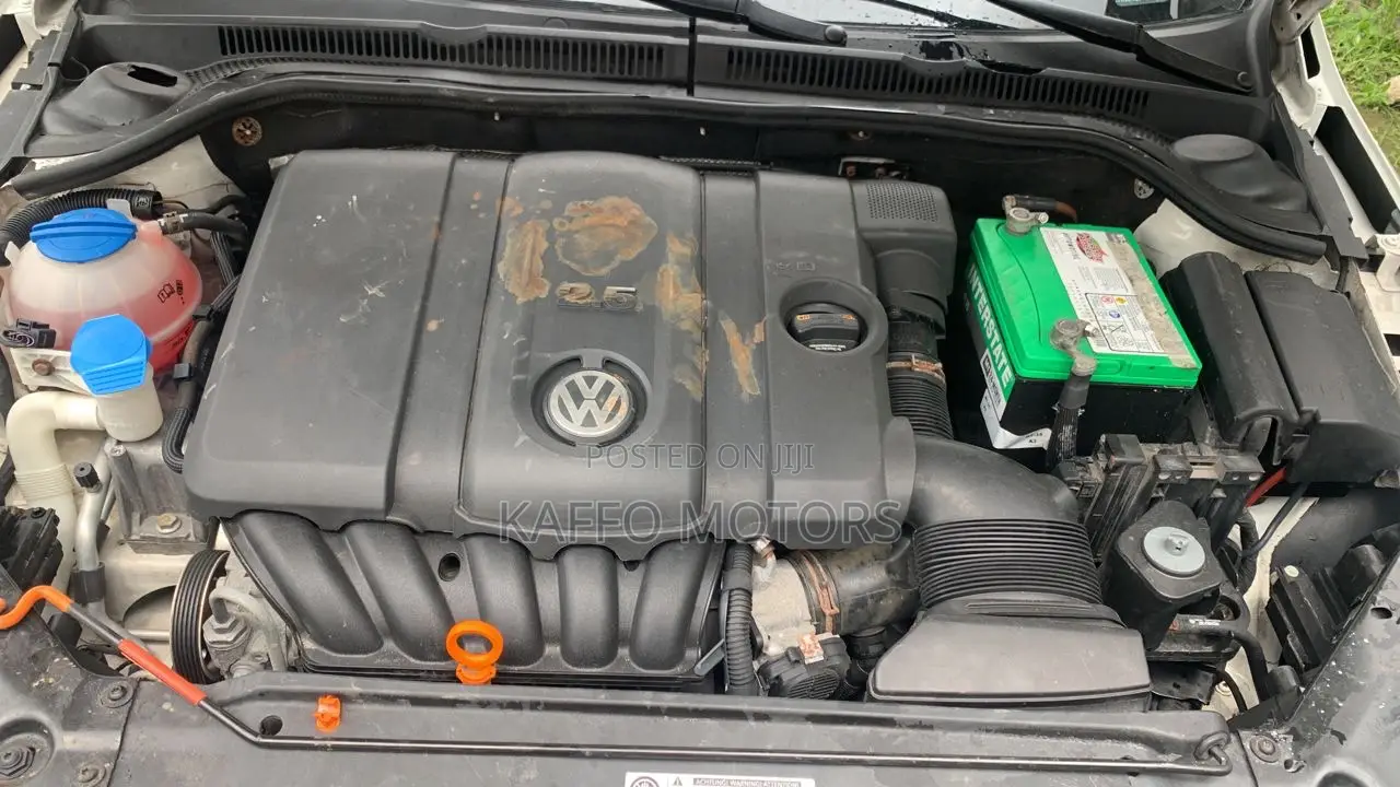 Volkswagen Jetta S 2011 White