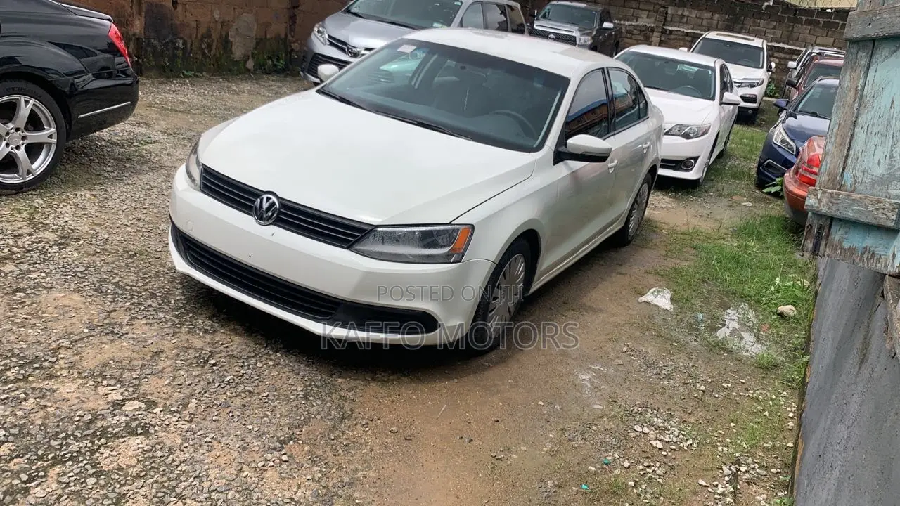 Volkswagen Jetta S 2011 White