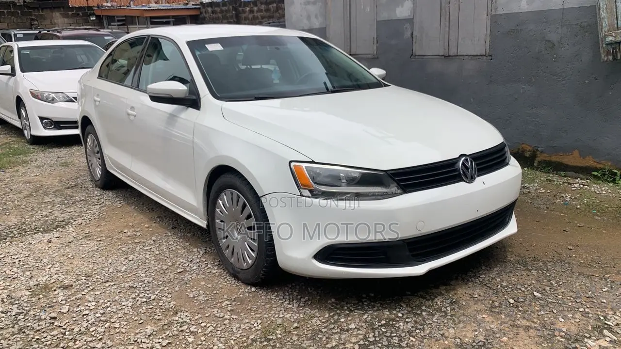 Volkswagen Jetta S 2011 White