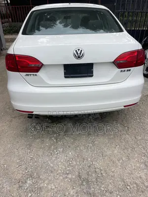 Volkswagen Jetta S 2011 White