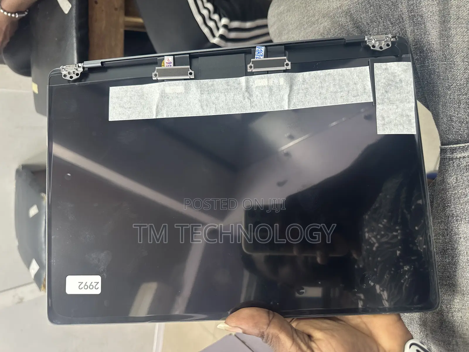 Macbook Pro 14inch M3 Chip Screen