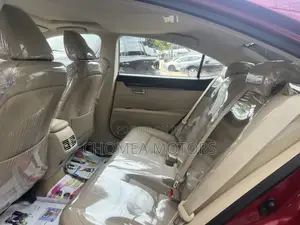 Lexus ES 2015 Red