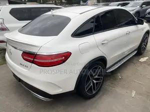 Mercedes-Benz GLE43 2017 White