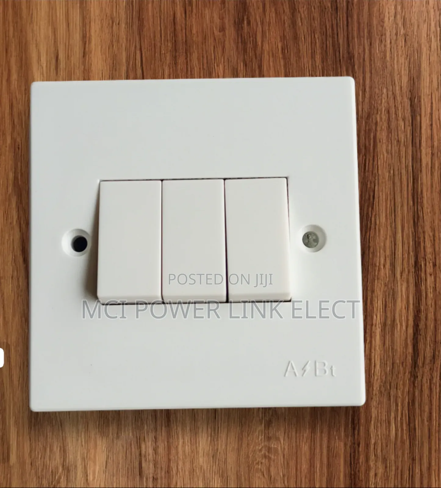 3 Gang 2 Way Switch