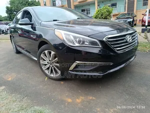 Photo - Hyundai Sonata 2015 Black