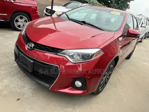 Toyota Corolla 2014 Red