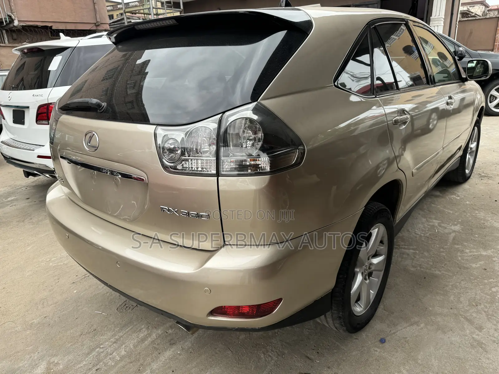 Lexus RX 330 2004 Gold