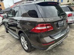 Mercedes-Benz M Class ML 350 4Matic 2013 Brown
