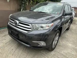 Toyota Highlander 2012 Gray