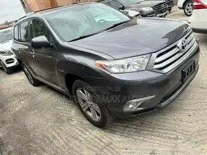 Toyota Highlander 2012 Gray