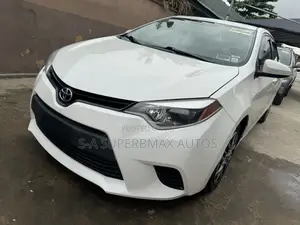 Toyota Corolla 2014 White