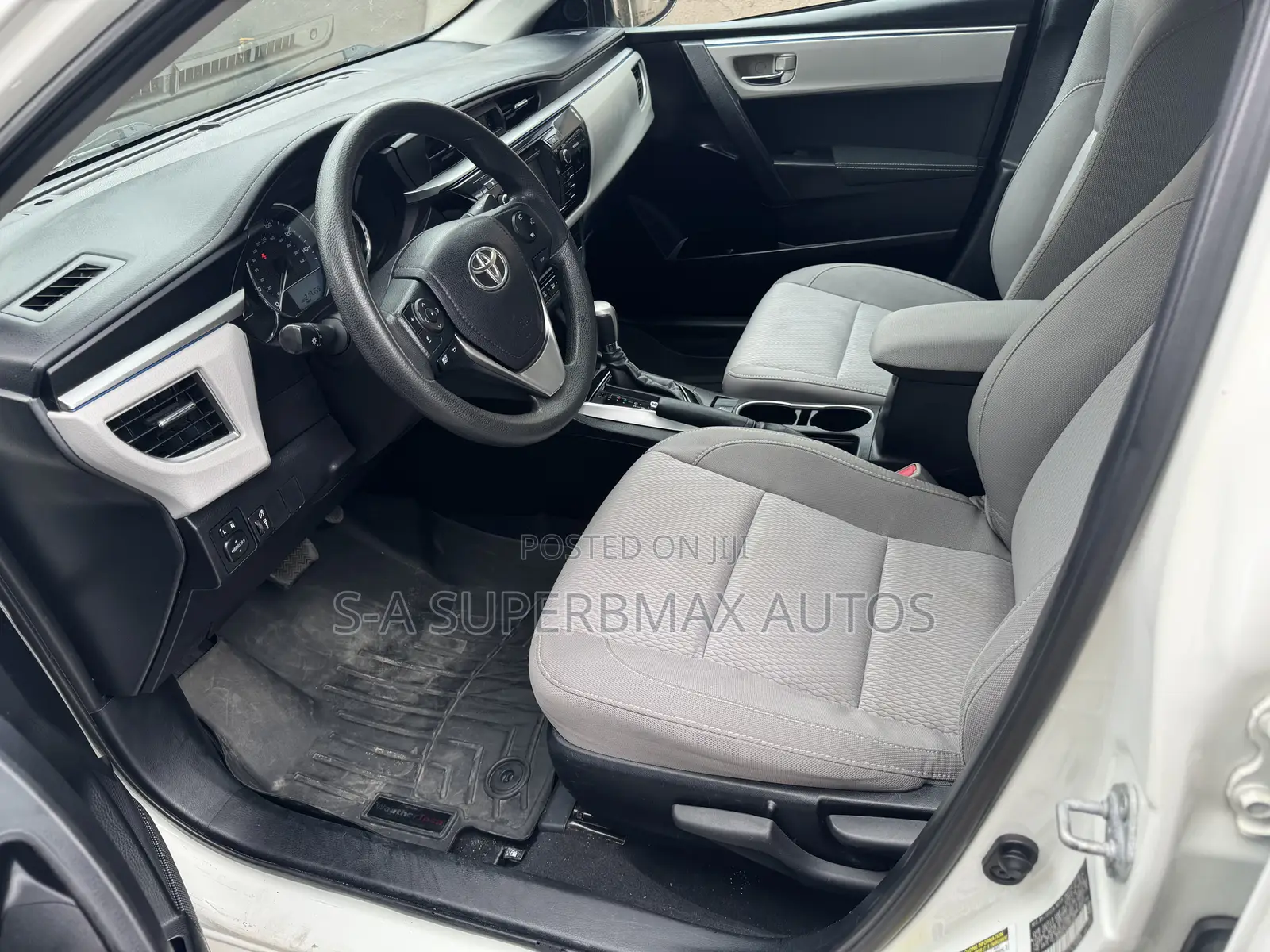 Toyota Corolla 2014 White