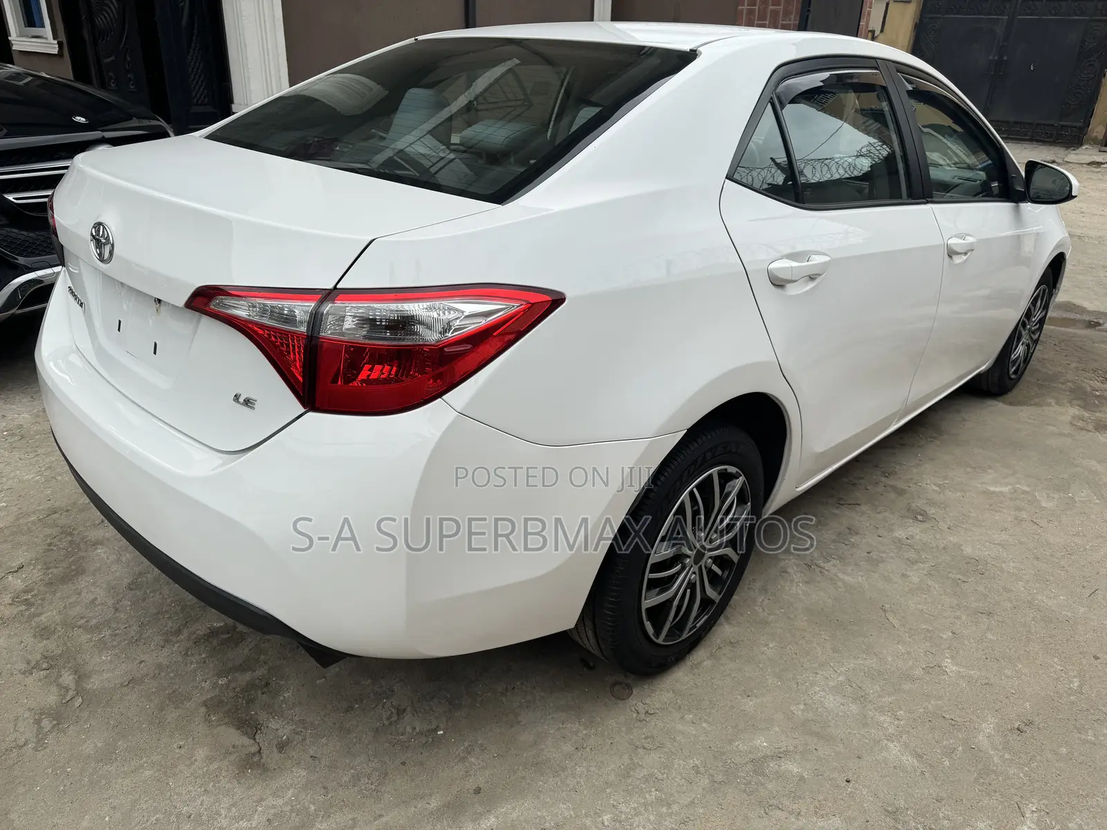 Toyota Corolla 2014 White