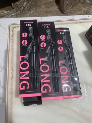 L16 Selfie Stick (Long)