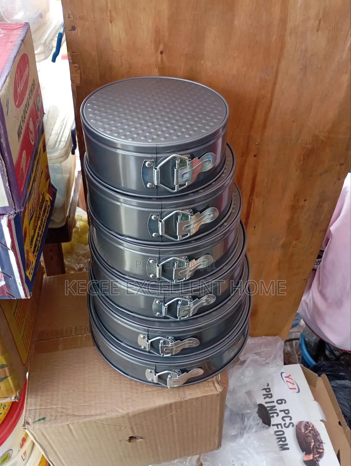 6 in 1 Quality Cake Pan