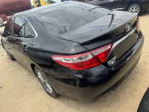 Toyota Camry 2016 Black