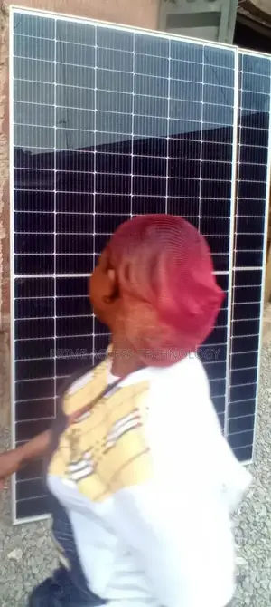 High Quality 600watts JINKO SOLAR PANEL