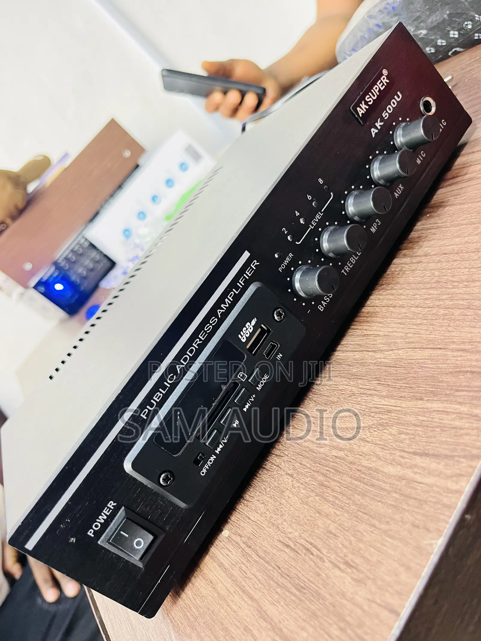 Voltage Amplifier for Celling Speaker
