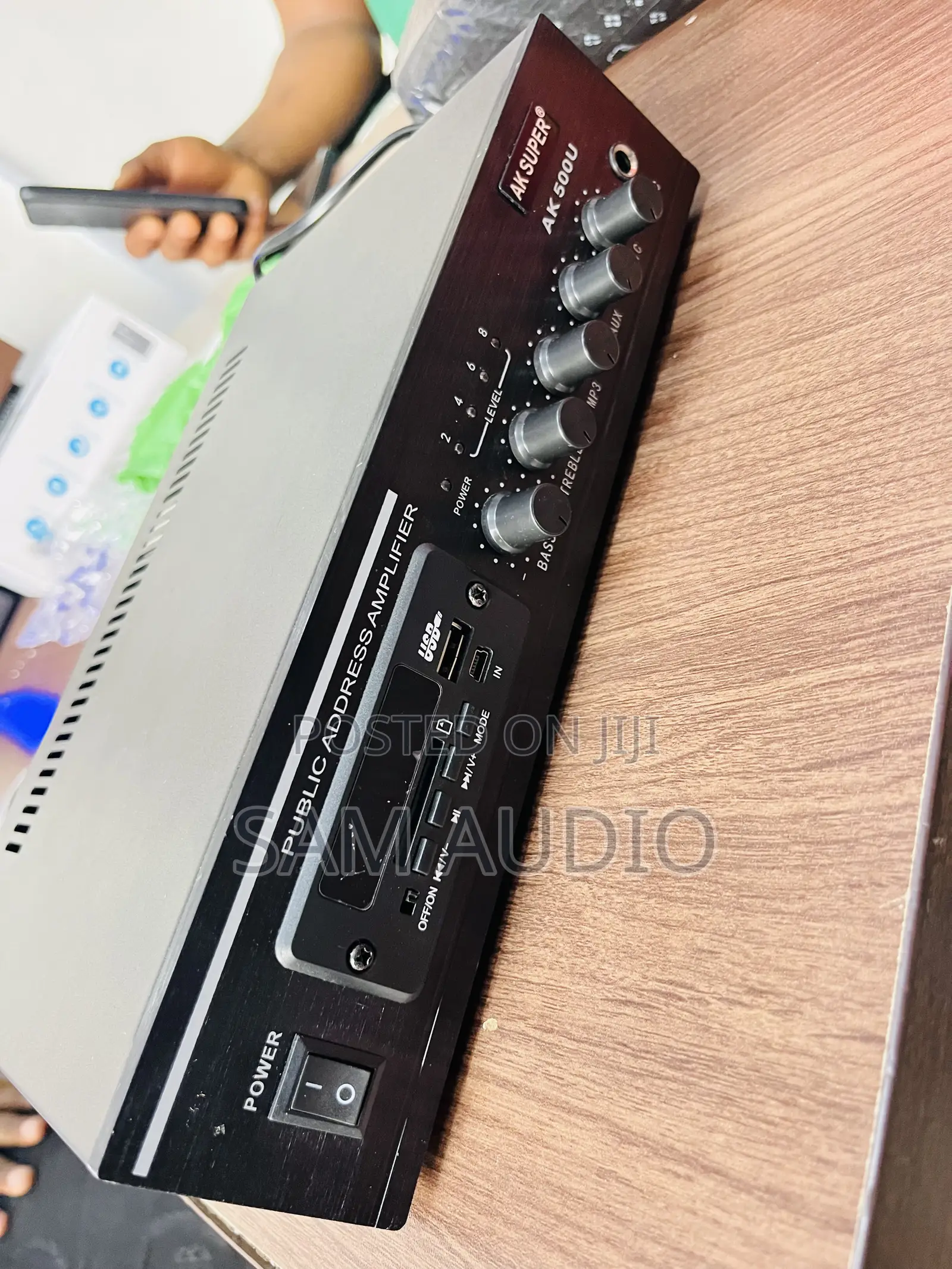 Voltage Amplifier for Celling Speaker