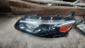 Headlight Chevrolet Malibu 2017 2018