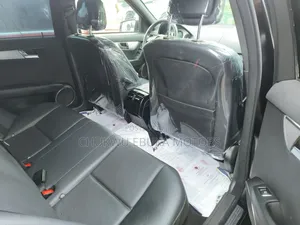 Mercedes-Benz C300 2010 Black